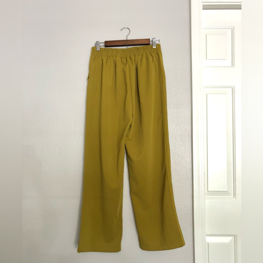 NWT Elegant Mustard Wide-Leg Pants - Picture 9 of 9